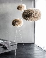 Umage EOS Large, lysebrun m/ hvid Tripod Floor Umage EOS Large, lysebrun m/ hvid Tripod Floor