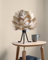 Umage Silvia Mini - Børstet Messing - Ø32 m/ Tripod Base Umage Silvia Mini - Børstet Messing - Ø32 m/ Tripod Base