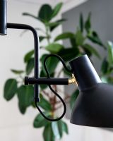 Halo Design Metropole 3 Lysekrone - Sort Halo Design Metropole 3 Lysekrone - Sort