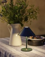 Halo Design Hygge Bordlampe uden ledning - Grøn Halo Design Hygge Bordlampe uden ledning - Grøn