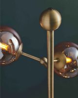 Halo Design Atom Gulvlampe Rav/Messing Halo Design Atom Gulvlampe Rav/Messing